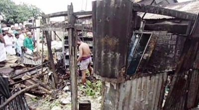 ঈদের দিনে মুন্সীগঞ্জে ভয়াবহ অগ্নিকান্ড: আহত ৫, কোটি টাকার ক্ষয়ক্ষতি