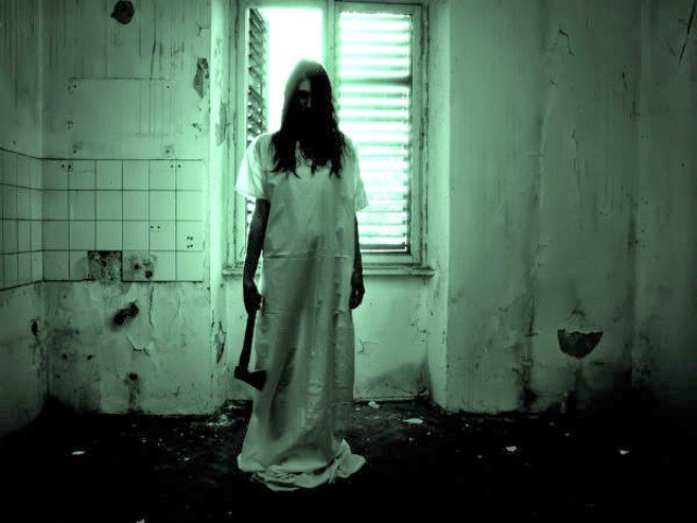 খাসি খাওয়ানোর পর স্কুল থেকে পালিয়েছে ভূত!