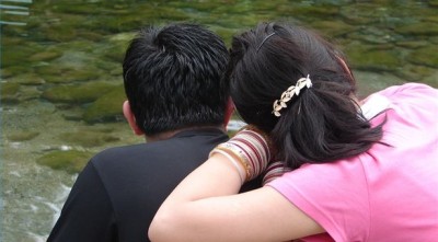 যে ৬টি কারণে মেয়েরা আকৃষ্ট হয় “খারাপ” ছেলেদের প্রতি!