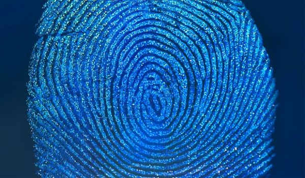 বাংলাদেশের প্রথম উপজেলা হিসেবে সিরাজদিখানে আঙ্গুলের ছাপে হাজিরা