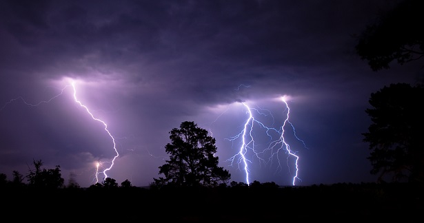 মুন্সীগঞ্জের মেঘনায় বজ্রপাতে ২ জেলে নিহত, আহত ২