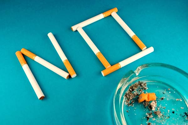 পাবলিক প্লেসে ধূমপান: পদক্ষেপের বিষয়ে হাইকোর্টের রুল