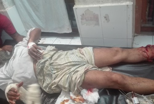 শ্রীনগরে নির্বাচনী ক্যাম্প ভাংচুর ও ককটেল বিষ্ফোরন: ১ জনকে কুপিয়ে জখম