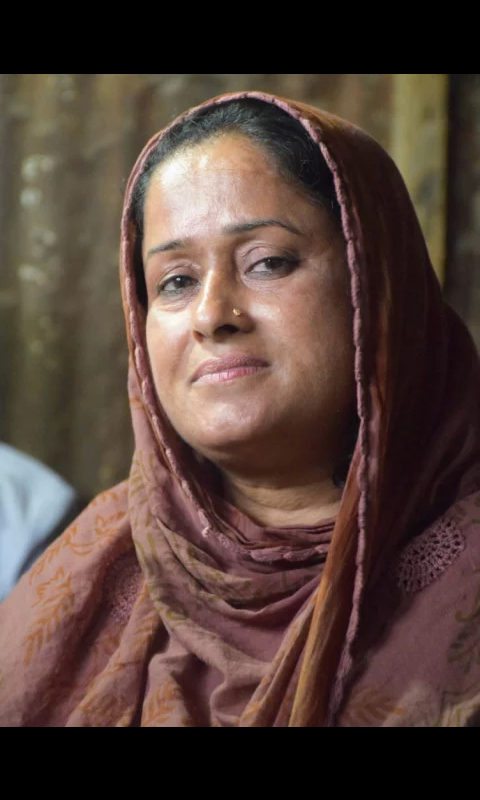 ভোট কেন্দ্র থেকে- মোল্লাকান্দিতে বিপুল ভোটে এগিয়ে রয়েছেন কল্পনা