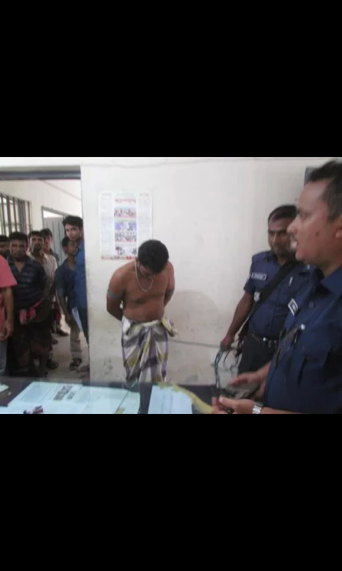 মুন্সিগঞ্জে তালিকাভুক্ত সন্ত্রাসী মমিন মিঝি অস্ত্রসহ আটক