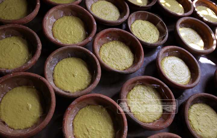 কলার পাতে বিছানো মুন্সিগঞ্জের ক্ষীর যাচ্ছে বিদেশে