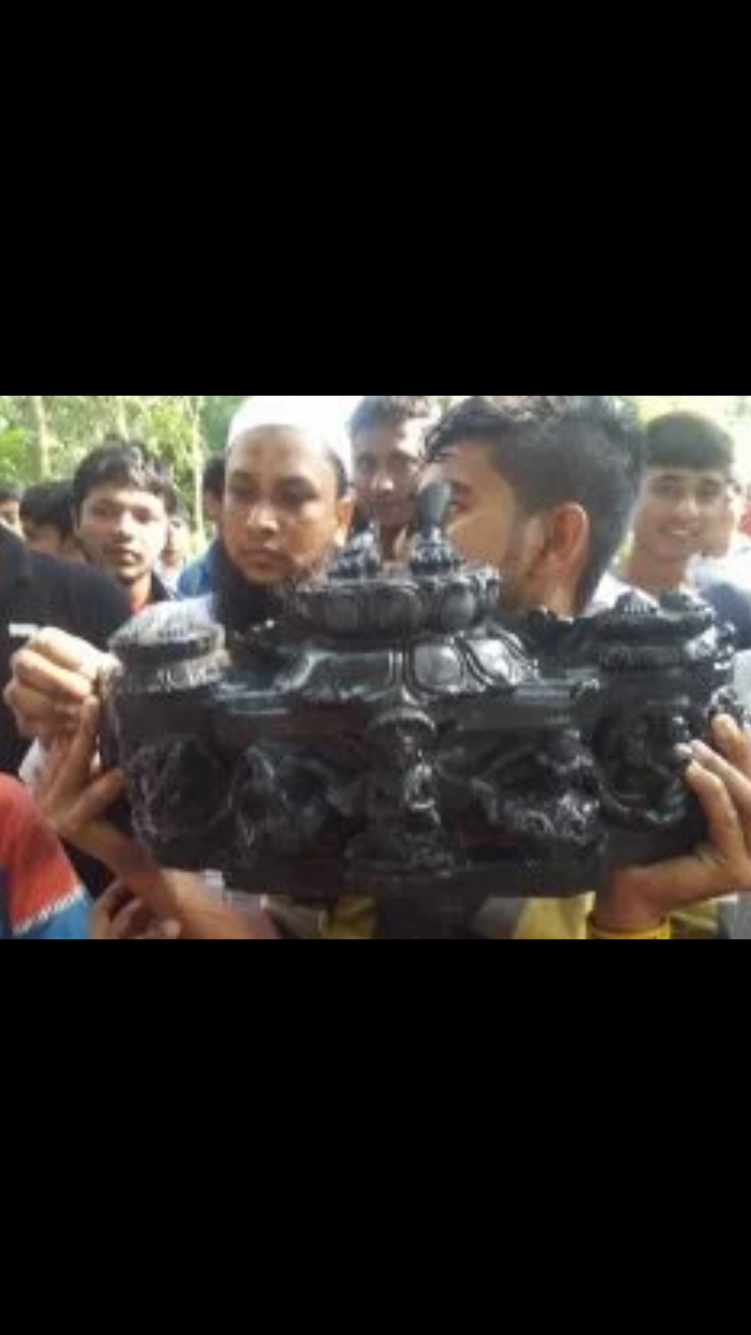 রামপালে কষ্টি পাথরের দেবী মূর্তি উদ্ধার