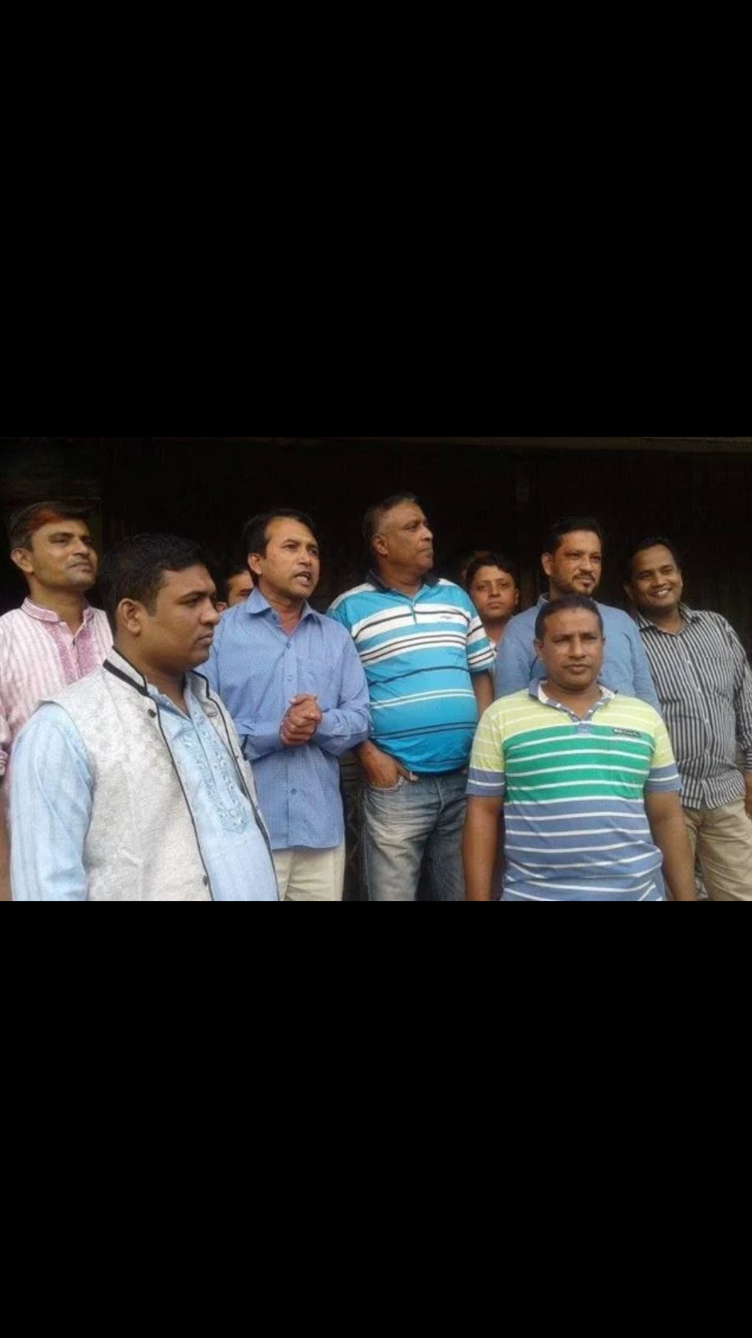 মুন্সিগঞ্জে বিএনপি’র দেখানো পথে যুবদল, বিক্ষোভ না তামাশা?