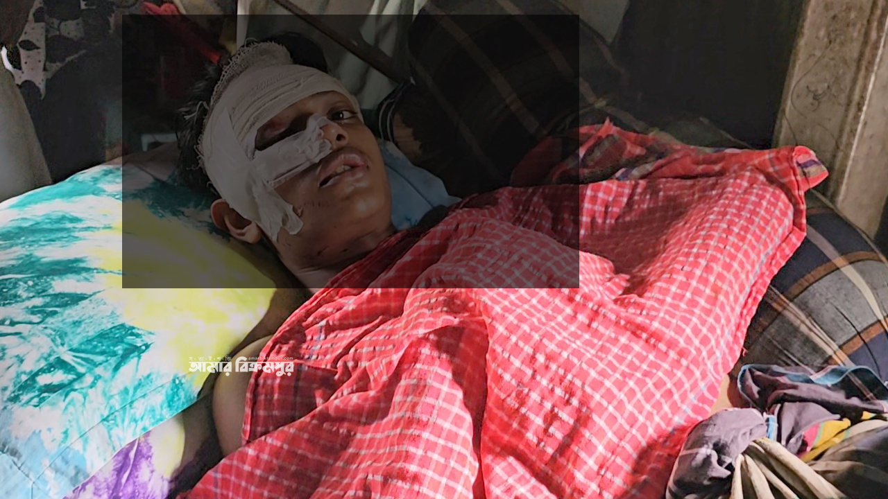 ৩ বন্ধু পড়েছিলেন গাড়ির নিচে, বাম সাইডে পরে বেঁচে যান ইমন