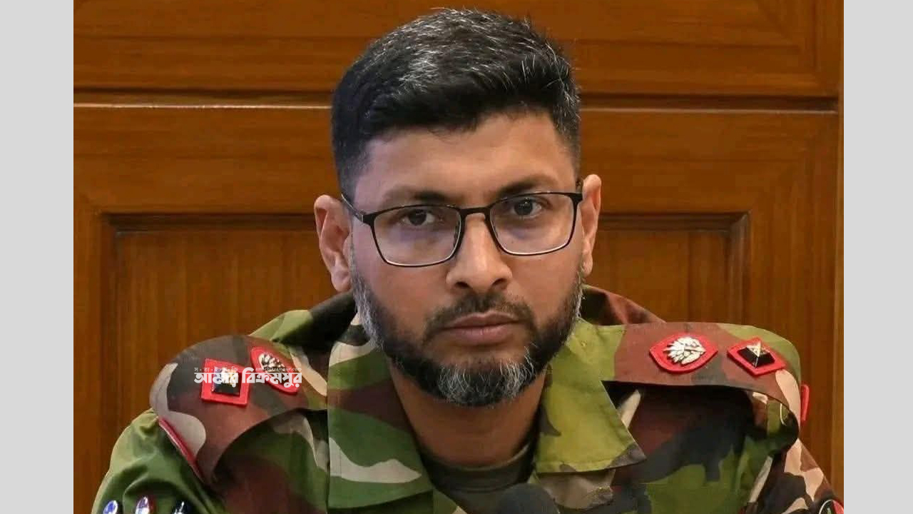 হৃদরোগে মারা গেছেন মুন্সিগঞ্জ সেনা ক্যাম্প প্রধান ও মাওয়া সেনানিবাসের অধিনায়ক লে. কর্নেল আকিব জাভেদ