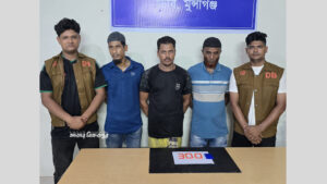 মুন্সিগঞ্জে ডিবির হাতে ৩০০ পিস ইয়াবাসহ ধরা পড়লো ৩ জন
