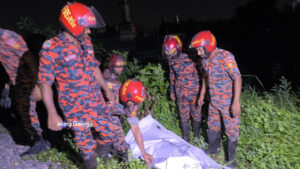 মাওয়া এক্সপ্রেসওয়ের রেললাইনের পাশে পাওয়া গেল অজ্ঞাত নারীর মরদেহ