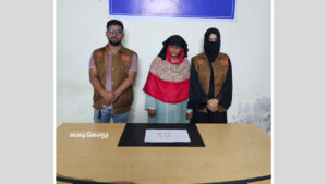 মুন্সিগঞ্জে বাসা ভাড়া নিয়ে ইয়াবা বেচতেন নারী, ৫০ পিসসহ ধরলো ডিবি