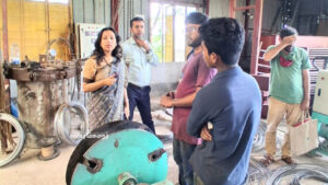 মুন্সিগঞ্জে পরিবেশ ছাড়পত্রহীন কারখানাকে ৫০ হাজার টাকা জরিমানা, বিদ্যুৎ সংযোগ বিচ্ছিন্ন
