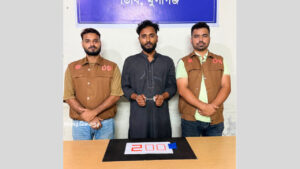 সিরাজদিখানে ডিবির অভিযানে ২০০ পিস ইয়াবাসহ মাদক কারবারি গ্রেপ্তার
