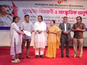 ঢাকা বিভাগে কবিতা আবৃত্তিতে প্রথম আমার বিক্রমপুরের হোস্ট জবা কর্মকার