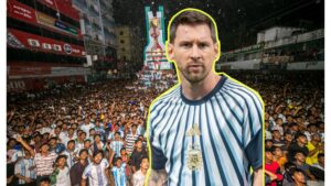 বড় জমায়েতের আশা: মেসির শেষ ম্যাচ দেখানো হবে সুপারমার্কেটে বড় পর্দায়