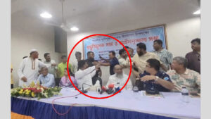 মুন্সিগঞ্জে আইনশৃঙ্খলা সভায় এমপি- ইউএনওর সামনে জামায়াত নেতাকে মারধর, সাংবাদিকদের বাঁধা