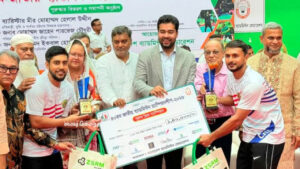 জাতীয় ব্যাডমিন্টনে সারাদেশের সবাইকে পেছনে ফেলে চ্যাম্পিয়ন মুন্সিগঞ্জের শুভ খন্দকার